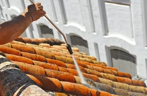 Nettoyage de toitures - Rozoy-sur-Serre